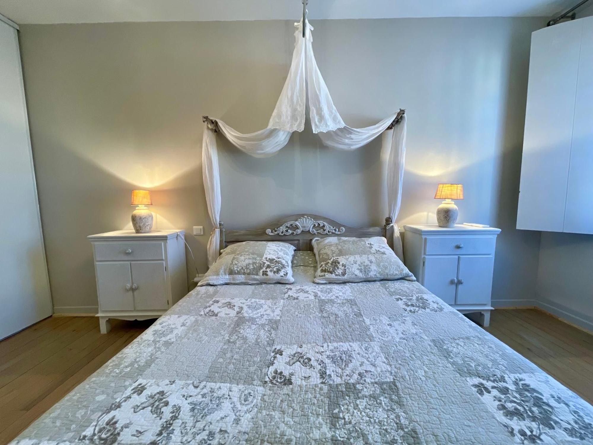 Cote Cite Appartements - Parking Prive - 100M Cite Medievale Carcassonne Zimmer foto