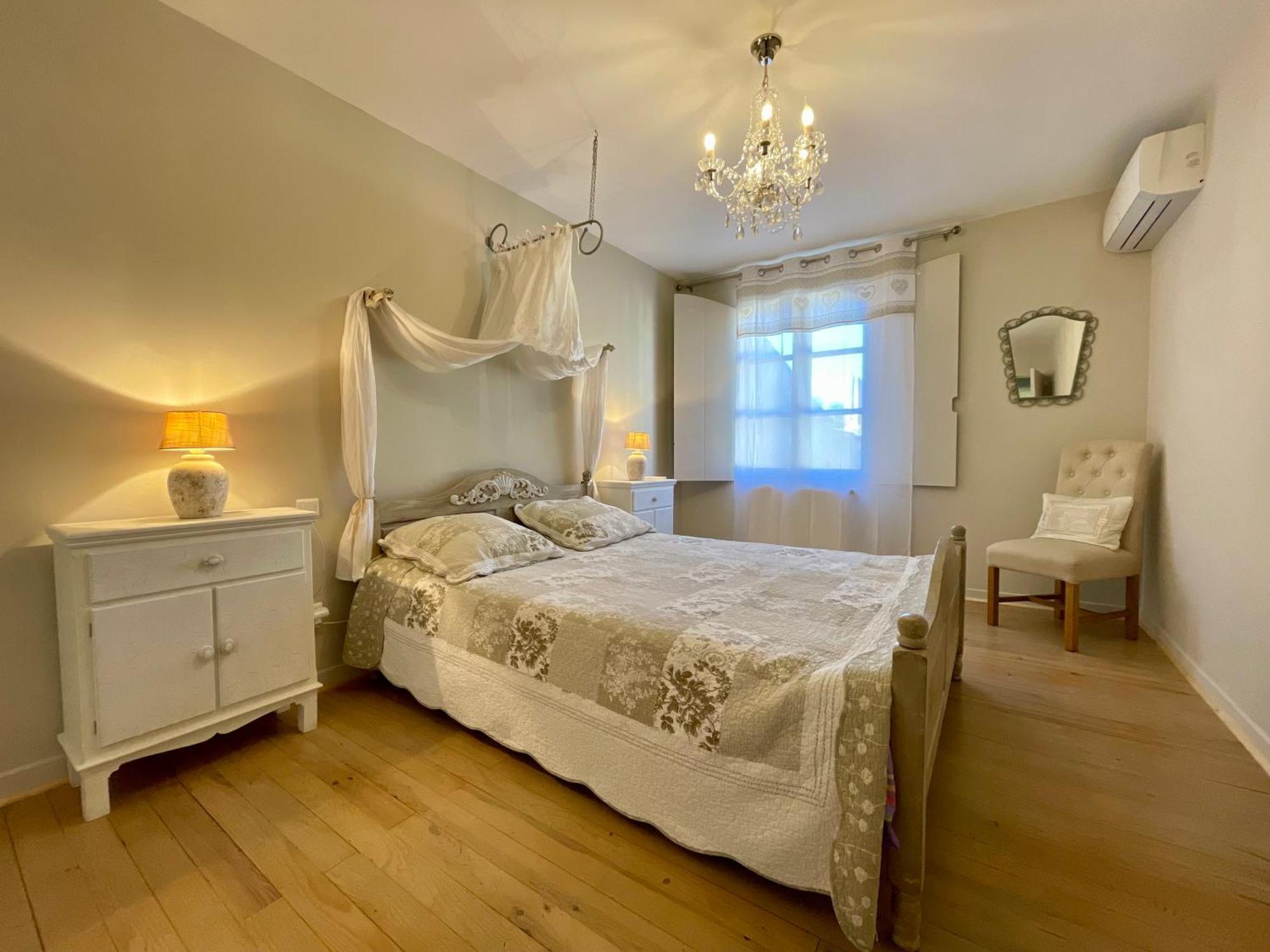 Cote Cite Appartements - Parking Prive - 100M Cite Medievale Carcassonne Zimmer foto